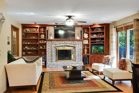 132 Pipers Dr, Bartlett, IL 60103 photo 9