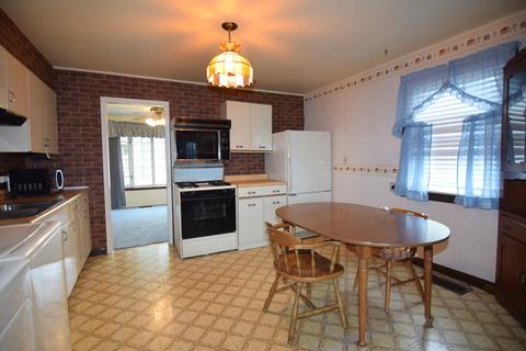 2611 Park St, Rolling Meadows, IL 60008 photo 4
