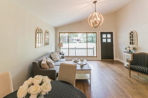 812 Cadillac Dr, Wheaton, IL 60187 photo 3