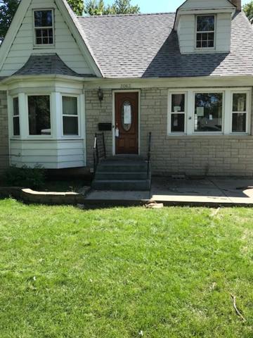 2063 E Craig Dr, Des Plaines, IL 60018 photo 1