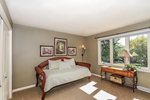 1120 Thousand Oaks Dr, Bartlett, IL 60103 photo 22