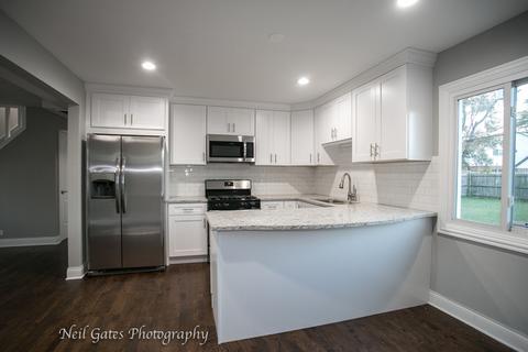 6821 W 88th Pl, Bridgeview, IL 60455 photo 8