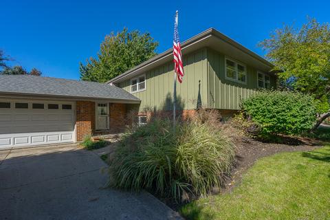 25324 W Willow Dr, Plainfield, IL 60544 photo 2