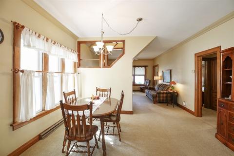 18237 Roy St, Lansing, IL 60438 photo 4