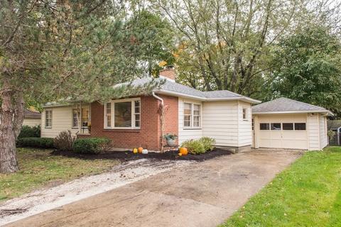 516 E High St, Sycamore, IL 60178 photo 3