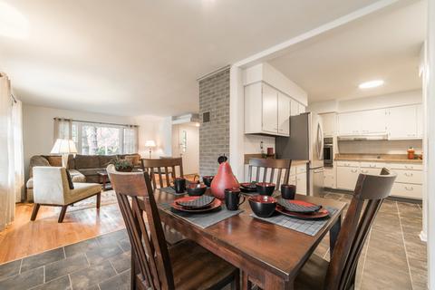 516 E High St, Sycamore, IL 60178 photo 11