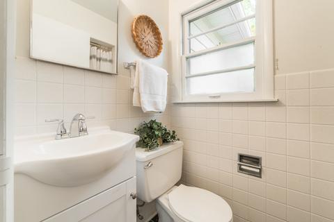 516 E High St, Sycamore, IL 60178 photo 16