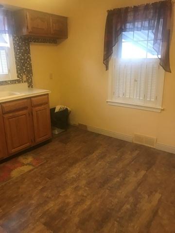 309 N Maple St, Elliott, IL 60933 photo 7