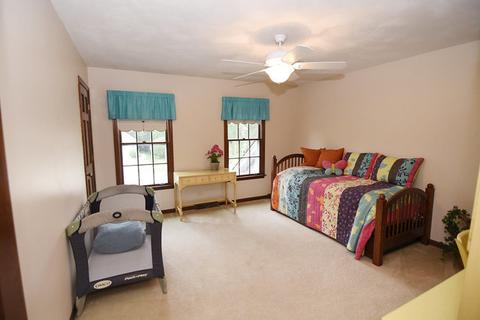 159 Christina Cir, Wheaton, IL 60189 photo 18