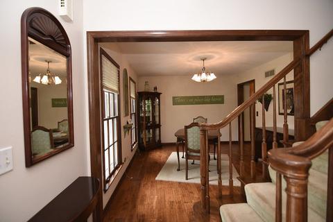 159 Christina Cir, Wheaton, IL 60189 photo 4