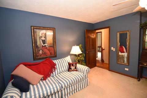 159 Christina Cir, Wheaton, IL 60189 photo 22
