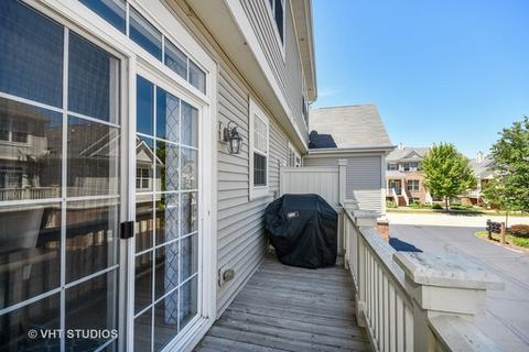 472 Broadmoor Ln, Bartlett, IL 60103 photo 15