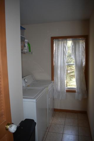 612 Rolling Ln, Dixon, IL 61021 photo 11