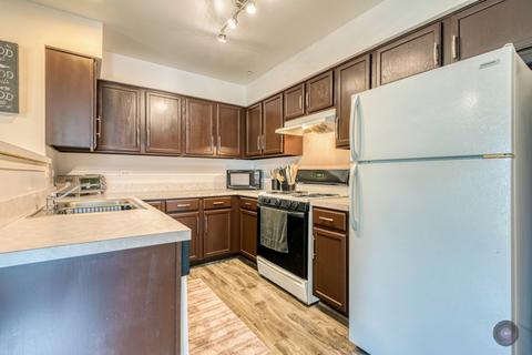 2432 Dickens Dr, Aurora, IL 60503 photo 10