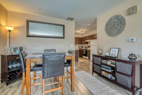 2432 Dickens Dr, Aurora, IL 60503 photo 6