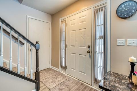 2432 Dickens Dr, Aurora, IL 60503 photo 2
