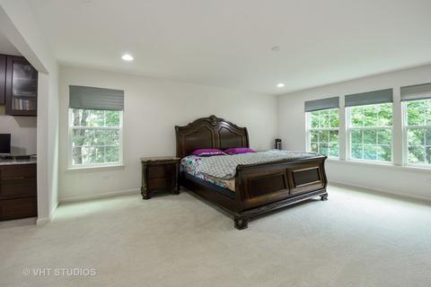 1676 Hickory Dr, Hoffman Estates, IL 60192 photo 15