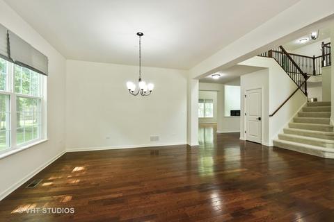 1676 Hickory Dr, Hoffman Estates, IL 60192 photo 7