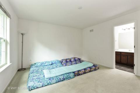 1676 Hickory Dr, Hoffman Estates, IL 60192 photo 20