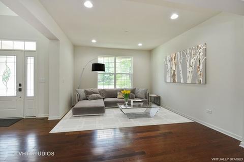 1676 Hickory Dr, Hoffman Estates, IL 60192 photo 3
