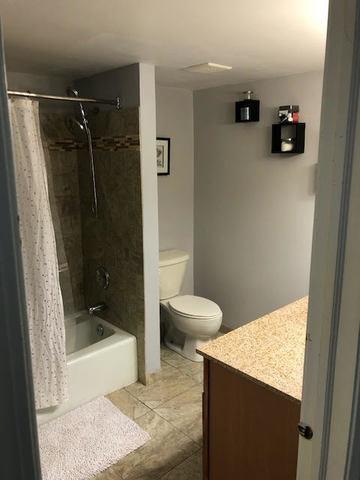 114 E Bailey Rd #D, Naperville, IL 60565 photo 12