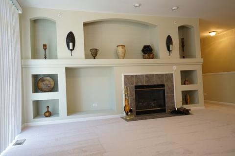 1827 Eton Dr, Hoffman Estates, IL 60192 photo 14