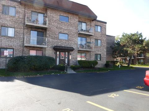 5402 Chateau #2, Rolling Meadows, IL 60008 photo 1