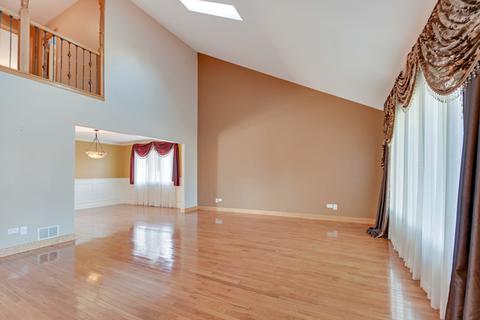 1327 E Dunslow Ln, Lockport, IL 60441 photo 4