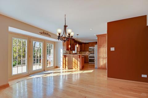 1327 E Dunslow Ln, Lockport, IL 60441 photo 13