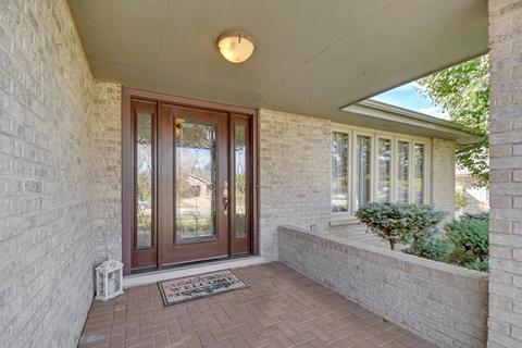 1327 E Dunslow Ln, Lockport, IL 60441 photo 2