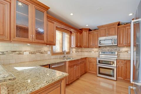 1327 E Dunslow Ln, Lockport, IL 60441 photo 11