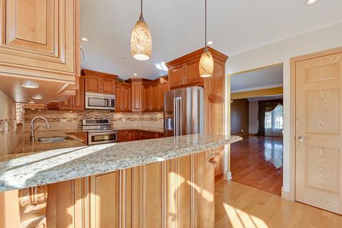 1327 E Dunslow Ln, Lockport, IL 60441 photo 9