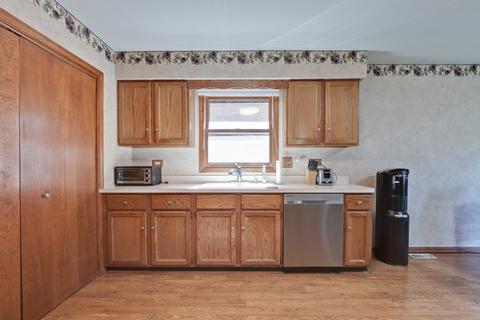 138 N Hickory Ave, Bartlett, IL 60103 photo 13