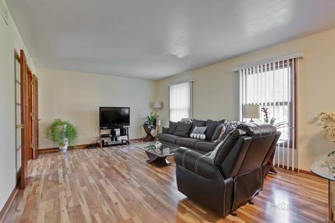 138 N Hickory Ave, Bartlett, IL 60103 photo 5