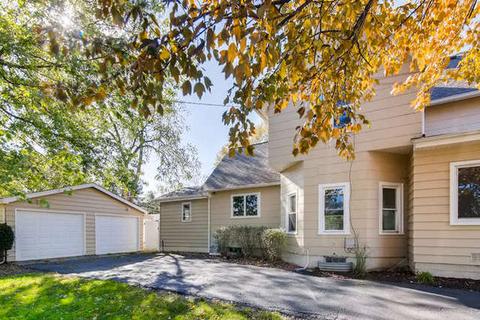 105 Oak St, Elgin, IL 60123 photo 2