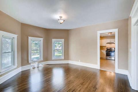 105 Oak St, Elgin, IL 60123 photo 6