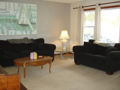 1102 Normal Rd, Dekalb, IL 60115 photo 2