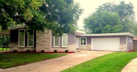 17535 Maple Dr, Lansing, IL 60438 photo 1