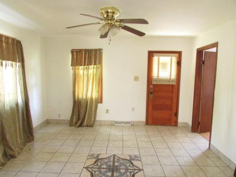 52 S Jackson St, Elgin, IL 60123 photo 6