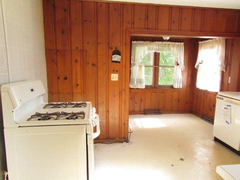 52 S Jackson St, Elgin, IL 60123 photo 11