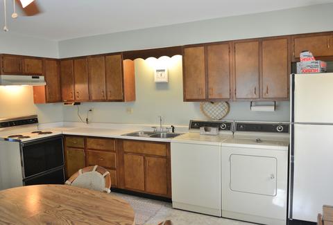 295 Cindy Ln, Wheeling, IL 60090 photo 8