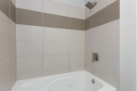 1404 E 91st St, Chicago, IL 60619 photo 6