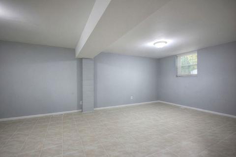 808 Oakcrest Dr, Champaign, IL 61821 photo 24