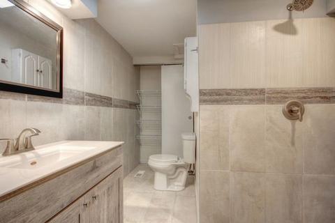 808 Oakcrest Dr, Champaign, IL 61821 photo 29