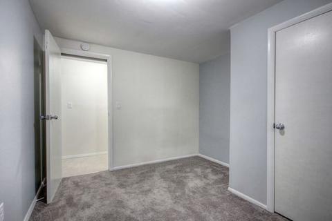 808 Oakcrest Dr, Champaign, IL 61821 photo 25