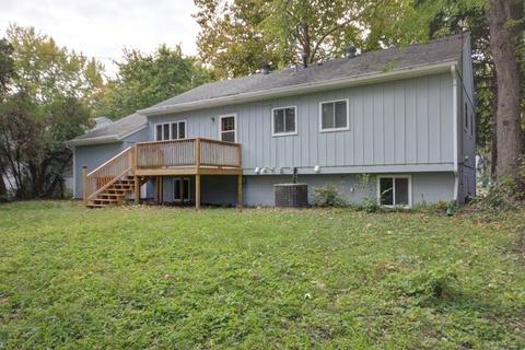 808 Oakcrest Dr, Champaign, IL 61821 photo 32