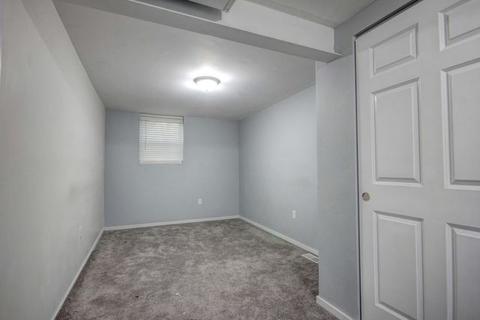 808 Oakcrest Dr, Champaign, IL 61821 photo 28