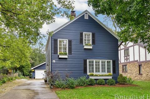 817 Gary Ct, Wheaton, IL 60187 photo 1