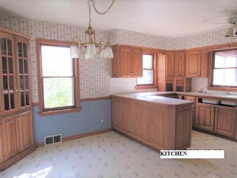 977 N 9th Ave, Kankakee, IL 60901 photo 5