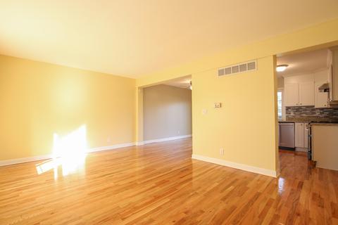 416 Devonshire Ct, Bolingbrook, IL 60440 photo 14